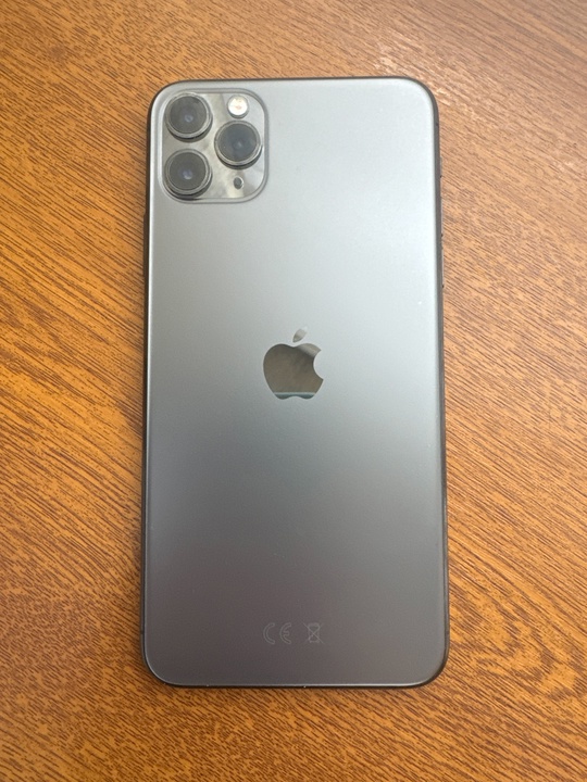Продам Айфон 11 Pro Max
