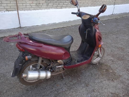 Продам скутер на полном ходу (2)