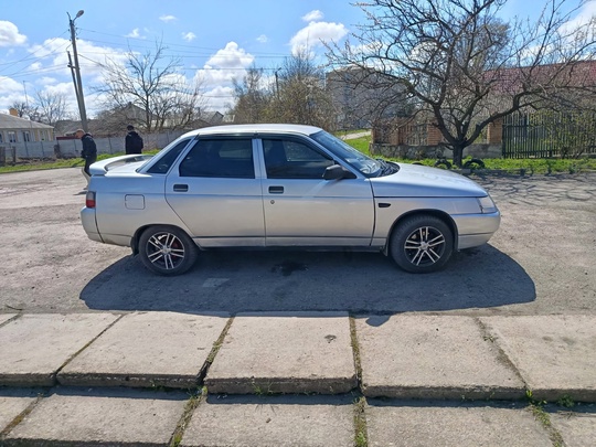 Продаётся Ваз 2110! В хорошем (3)