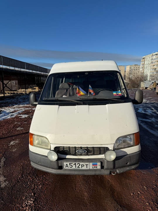 Год 1997
Дизель турбо 2.5 
Восемь
