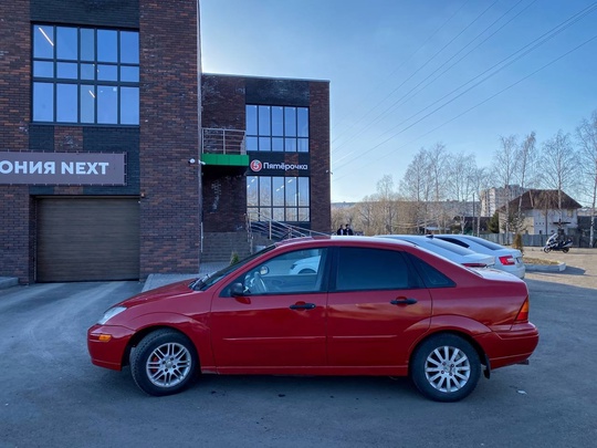 Ярославль
Ford Focus Американец

2-литровый Автомат.
Технически весь (2)