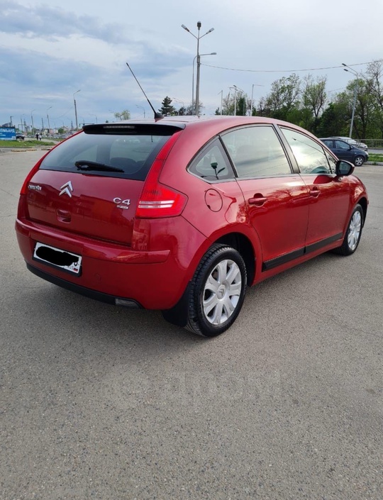 CiTROEN C 4 год 2010 (7)
