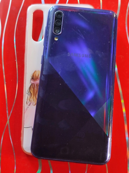 Samsung galaxy a30s.
Фиолетовый градиент.
Ультра тонкий (1)