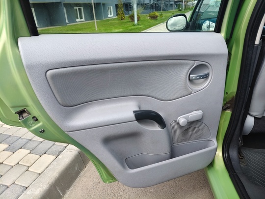 Citroen c3 1.4 бензин на (9)