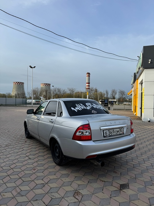 Lada Priora 2008 - 350.000₽ (3)