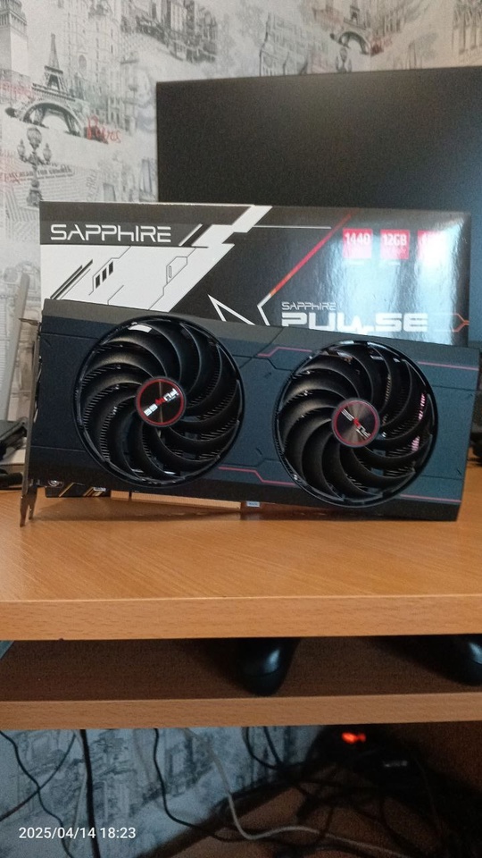 ПРОДАМ ВИДЕОКАРТУ Sapphire AMD Radeon (2)