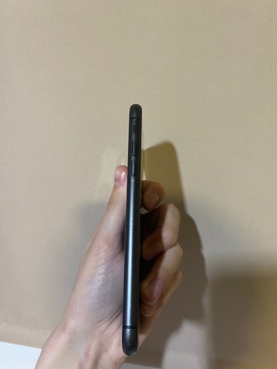 Продам iPhone 11/128gb 
Телефон в (3)