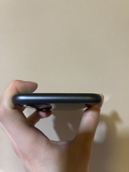 Продам iPhone 11/128gb 
Телефон в (5)