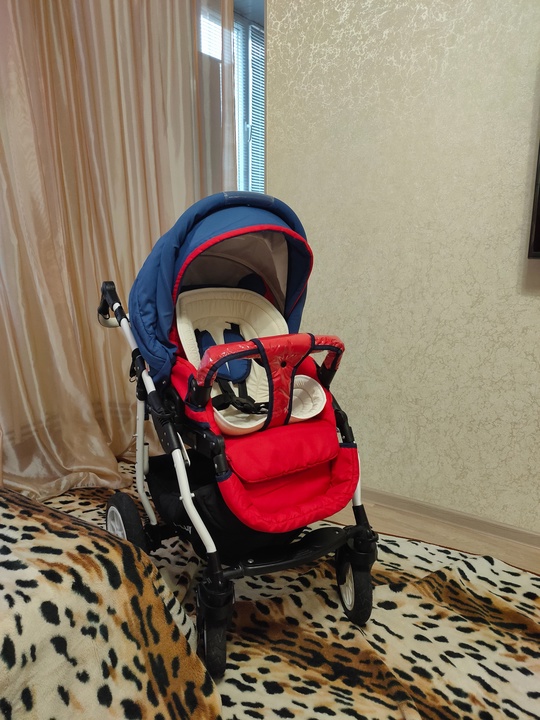 Продам Шикарную коляску Retrus Future (5)