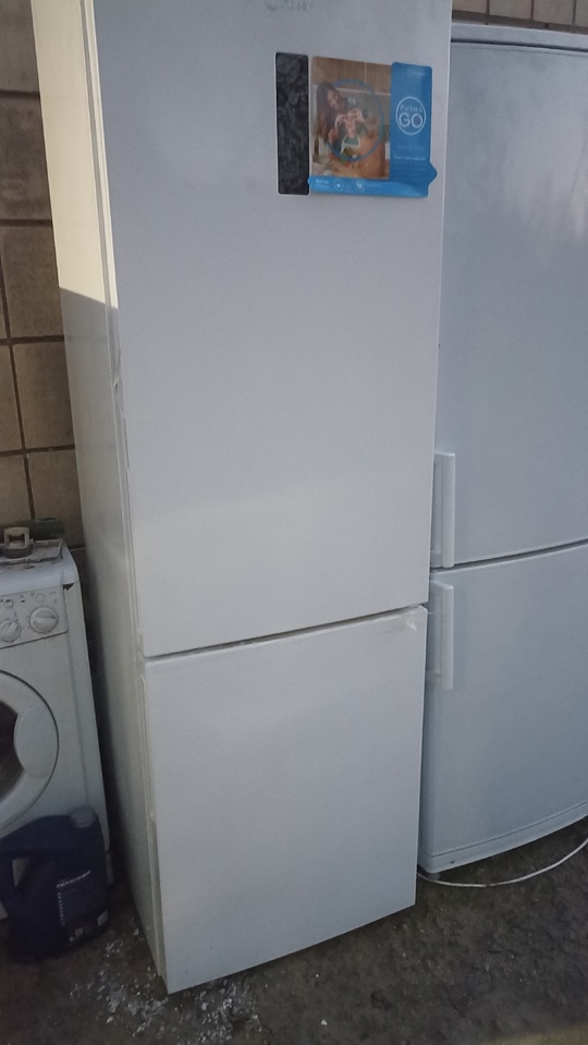 Продам холодильник Новый"Indesit", система nofrost,(сухая (1)