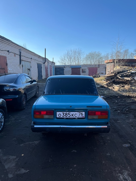 Продам

На ходу
На учёте 
Всё что (1)
