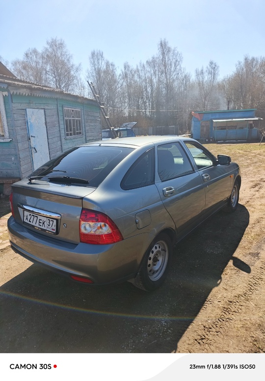 В продаже. Лада приора. 2008 (7)