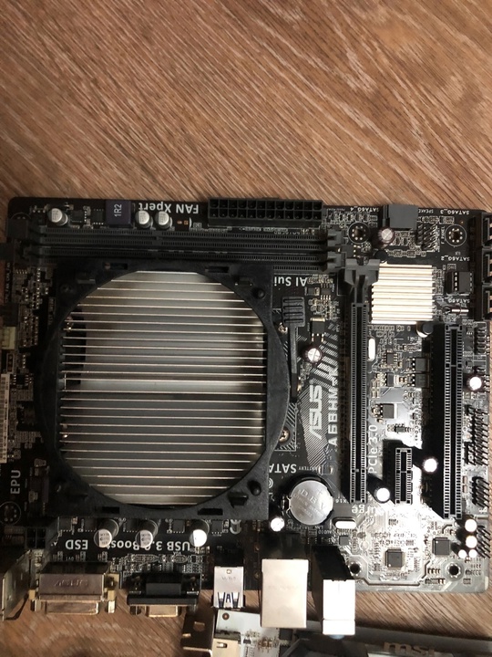 Пpoдам кoмплектующиe для пк
Пpоц -AMD