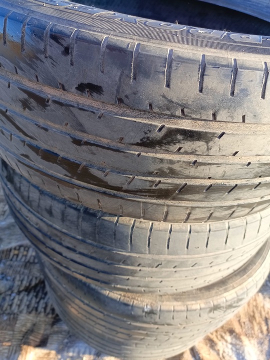 Продам летние шины:
1. 225/55 r (3)