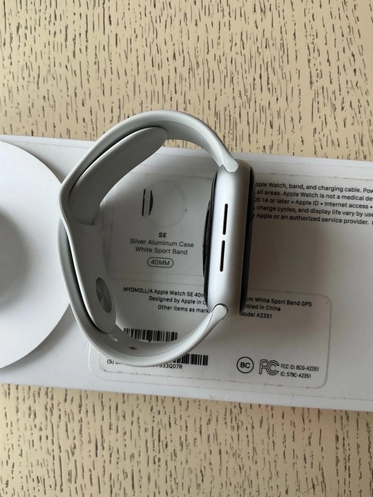 Apple watch   SE (40 ml) 
цвет (5)