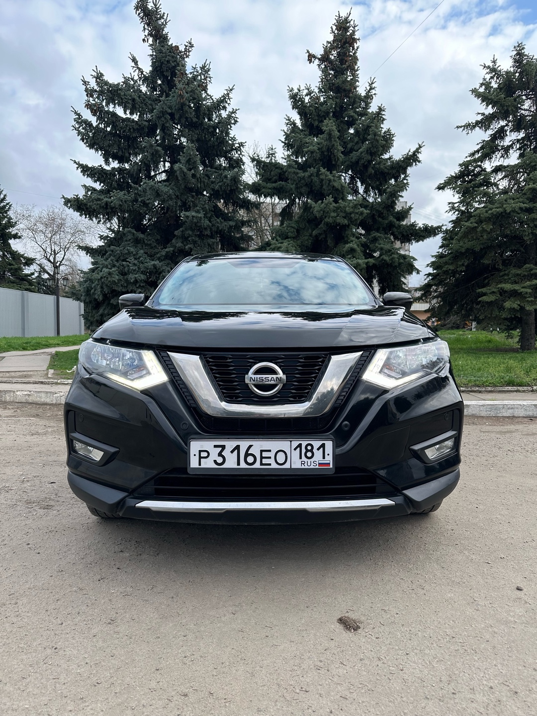 Nissan X-Trail 
Год выпуска-2020 
Двигатель-2.5