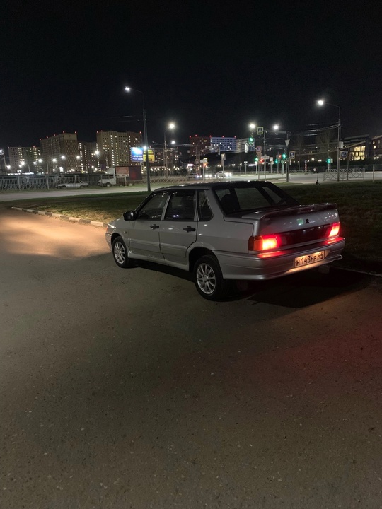 Ваз 2115 
Состояние хорошее, есть (3)