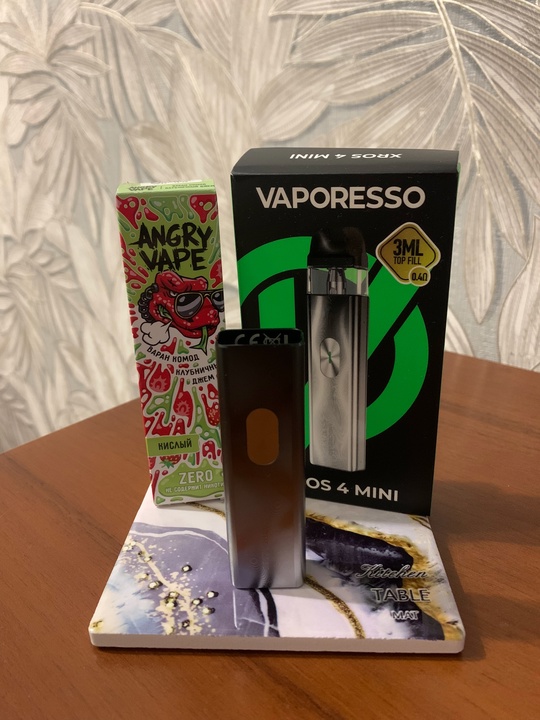 Продам новый Vaporesso  XROS