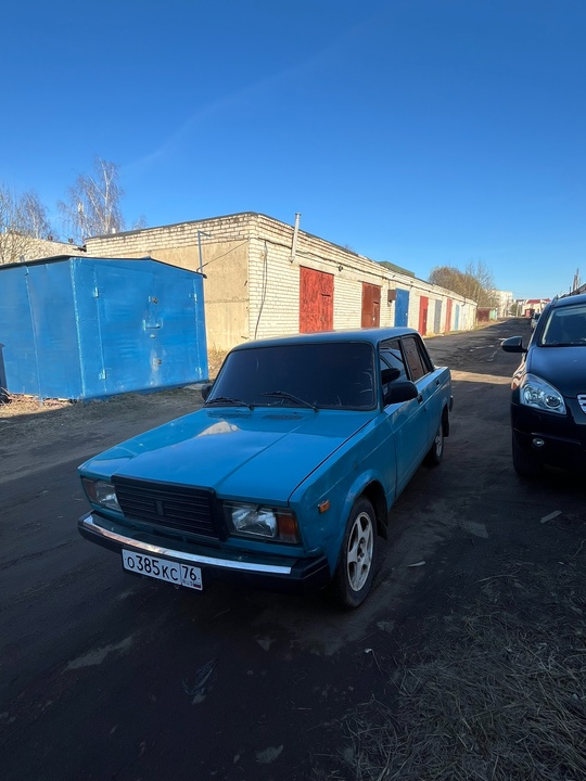 Продам
На ходу
На учёте 
Всё что (3)