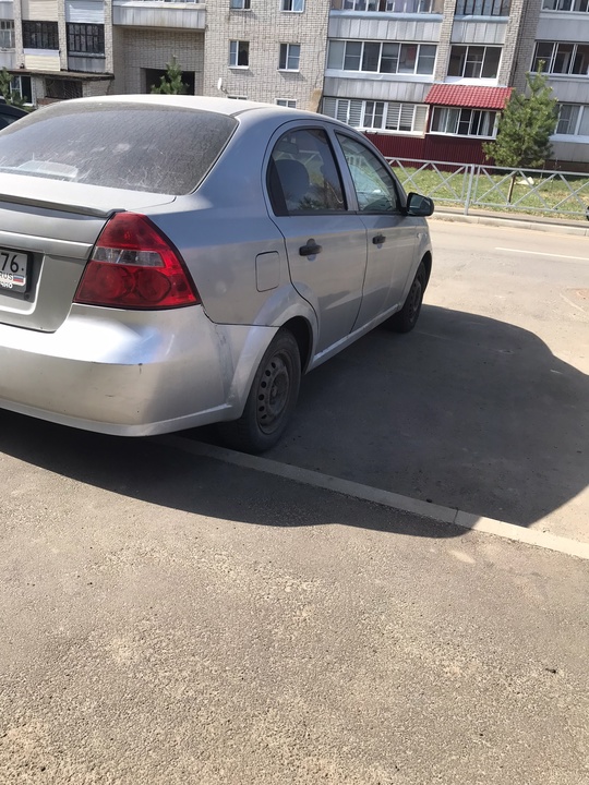 Chevrolet Aveo 1.2 72лс 
2007 (3)