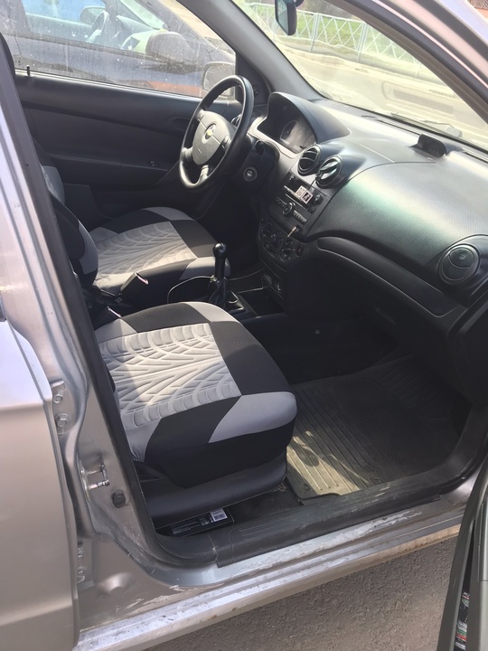Chevrolet Aveo 1.2 72лс 
2007 (9)