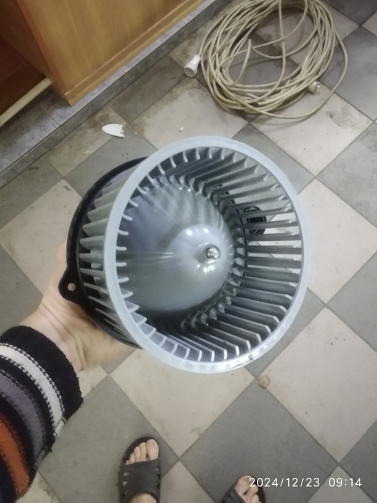 Продам 
Газовый Баллон - 5000 (7)