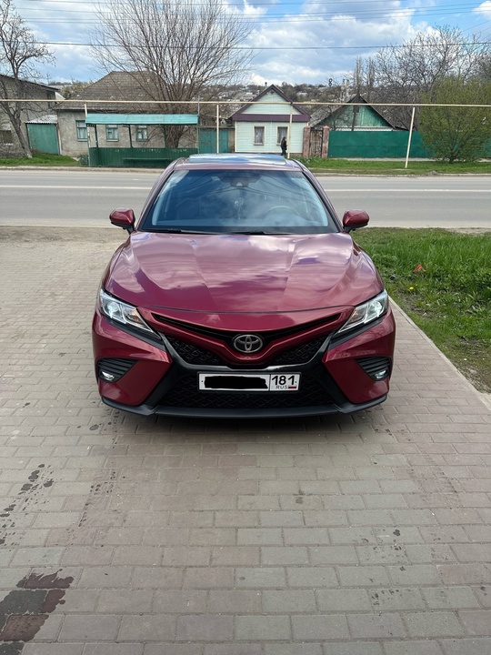 Toyota Camry 2018г
Комплектация se
Адаптивный круиз