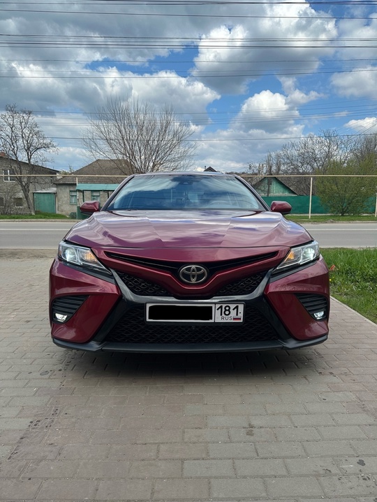 Toyota Camry 2018г
Комплектация se
Адаптивный круиз (3)