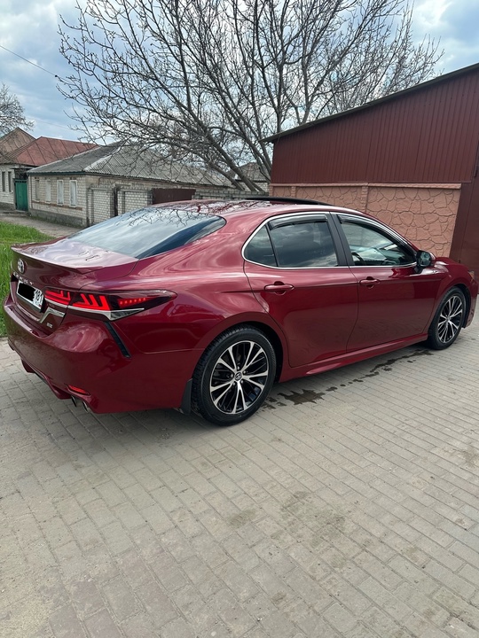 Toyota Camry 2018г
Комплектация se
Адаптивный круиз (4)