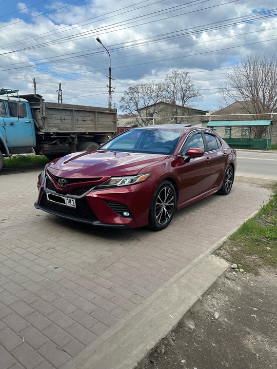 Toyota Camry 2018г
Комплектация se
Адаптивный круиз (7)