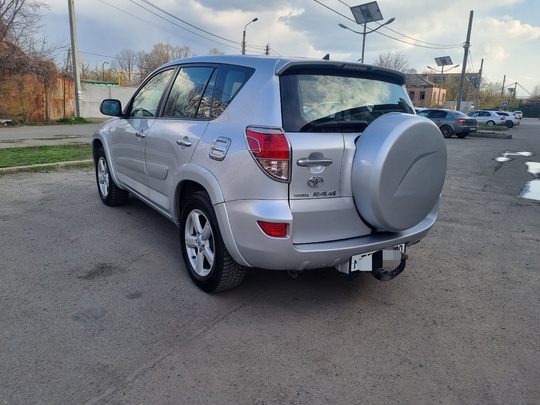 Toyota RAV4 2006 год
Двигатель 2.2 (4)