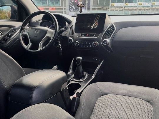 Продам Hyundai Ix35 
Год выпуска:2012 (8)