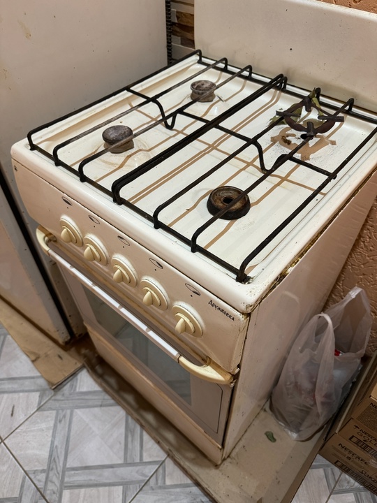 Продается рабочая печка самовывоз Луганск (1)