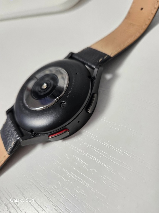 Продаю Samsung galaxy watch 5pro (1)