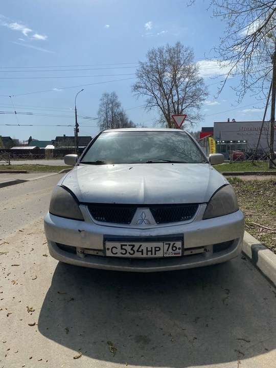 Продаю Митсубиси Лагсер 9
Двигатель 1.6
2005г