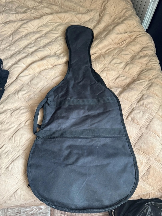 Электрогитара Rockdale HSS 8500₽
Комбоусилитель VOX (6)