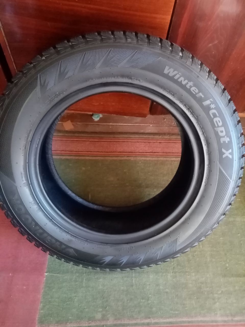 Продам комплект резины Hankook Winter (1)