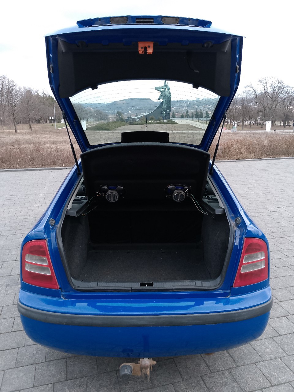 Skoda octavia 2.0
МОТОР ДВУШКА, НЕ (5)