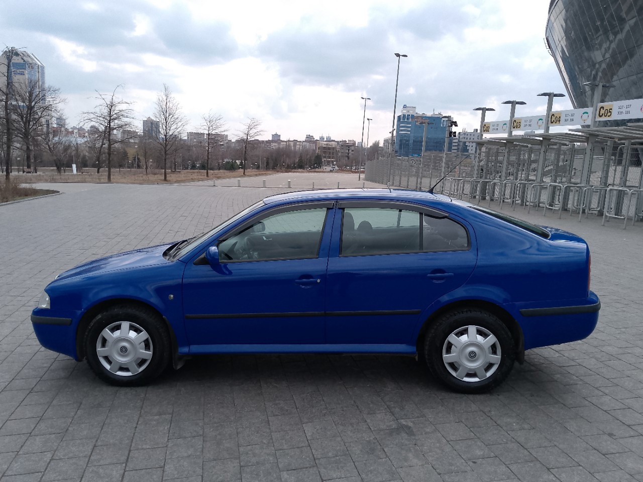 Skoda octavia 2.0
МОТОР ДВУШКА, НЕ (8)