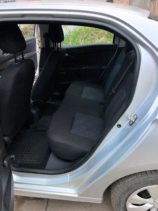 Продам Авто
Citroën C-Elysée
Год выпуска 2013
Объем (9)
