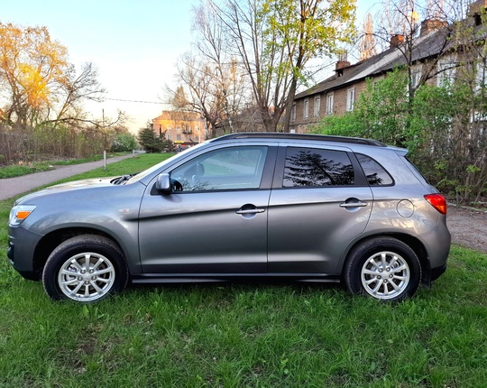 Продам митсубиси/mitsubishi asx 2014г.в, 1.8 (2)
