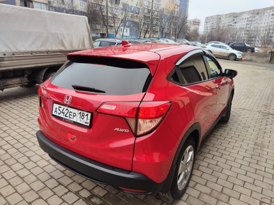 Продаю Хонда Н-RV
2018год
1.8 бензин-автомат 4×4
Пробег (3)