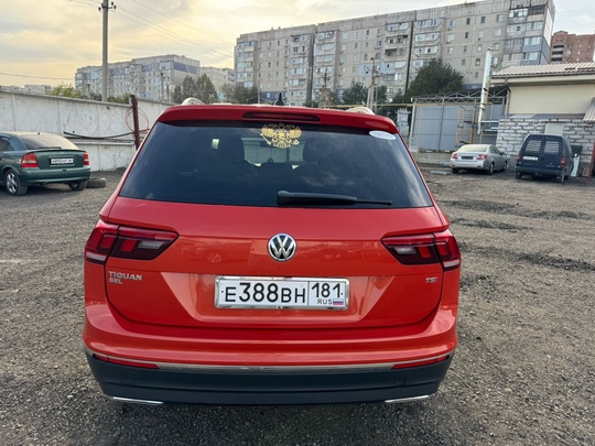 Volkswagen Tiguan 2018г
53000т.км
7-месная.
Передний привод. 
8-ст.АКПП.
Адаптивный (2)