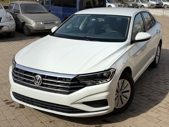 Volkswagen Jetta
2019g, 65200км/пр.
1400см3.
диски 17' литые.