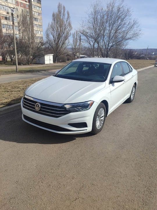 Volkswagen Jetta
2019g, 65200км/пр.
1400см3.
диски 17' литые. (2)