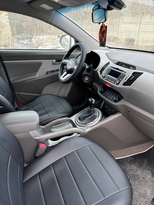 Продам Kia Sportage 2011 год. (3)