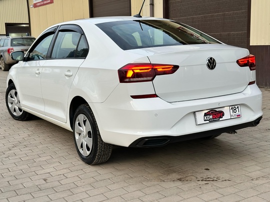 Volkswagen Polo Лифтбек 2021 1.6 (2)