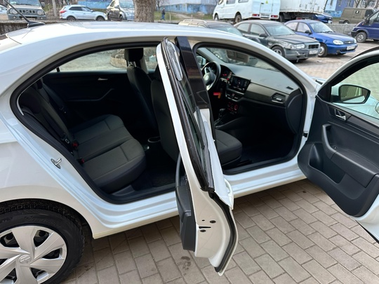 Volkswagen Polo Лифтбек 2021 1.6 (7)