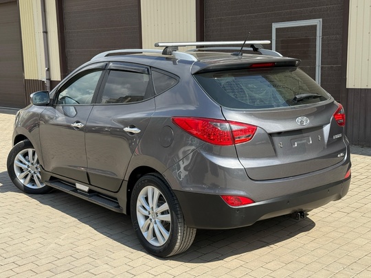 Hyundai Tucson 2010г 2.0 дизель, (8)