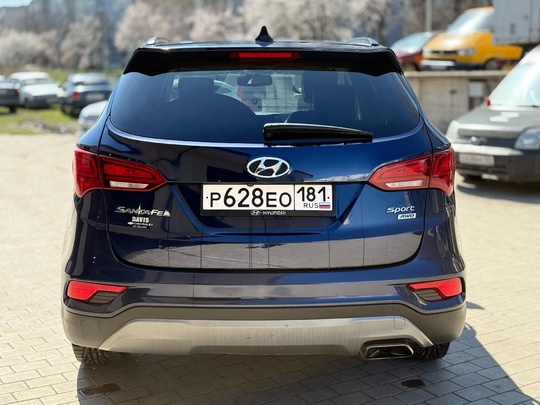 Hyundai Santa Fe 
2017
2.4 бензин, (2)